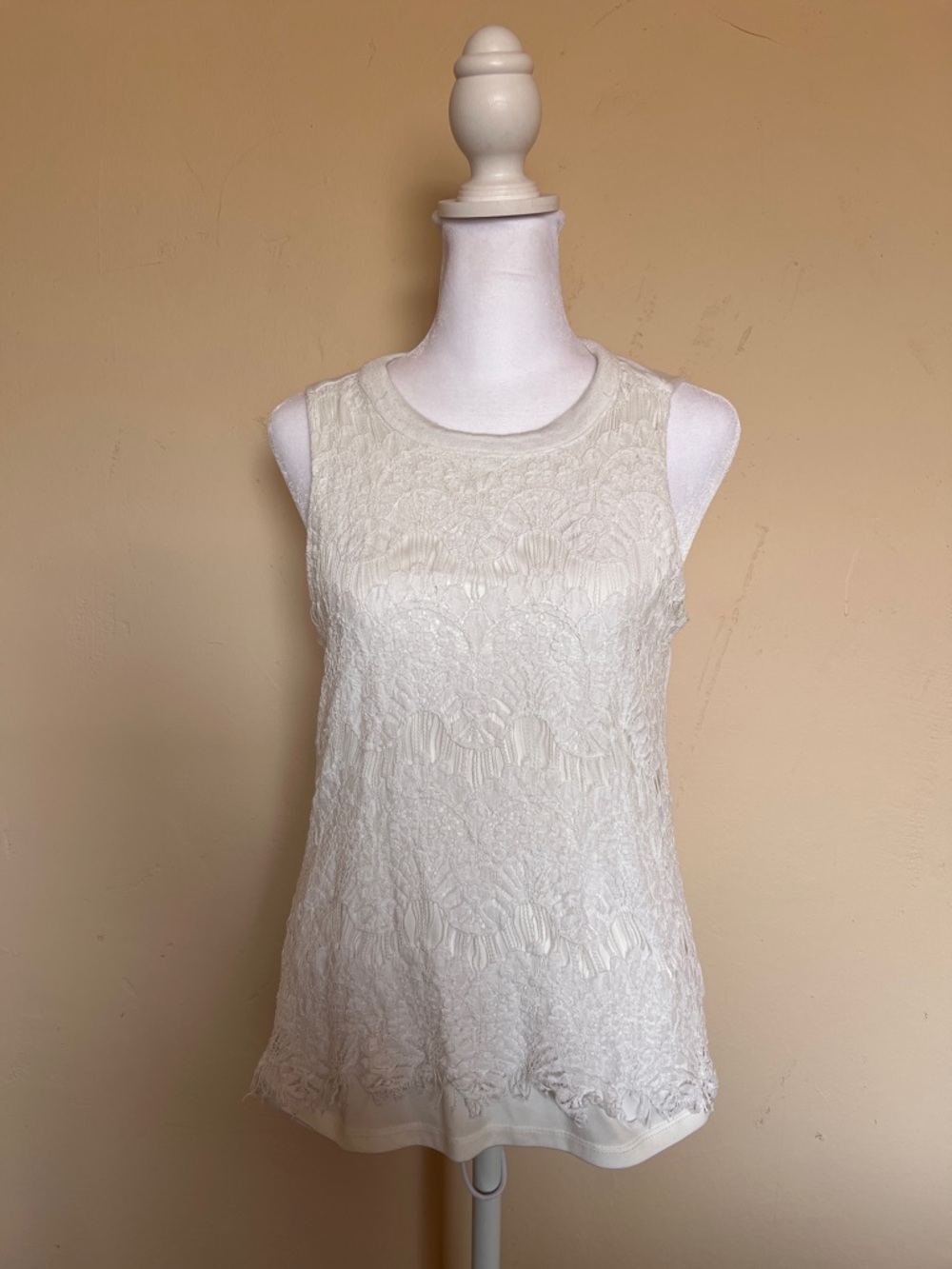 Ivory Lace Sleeveless Tank Top